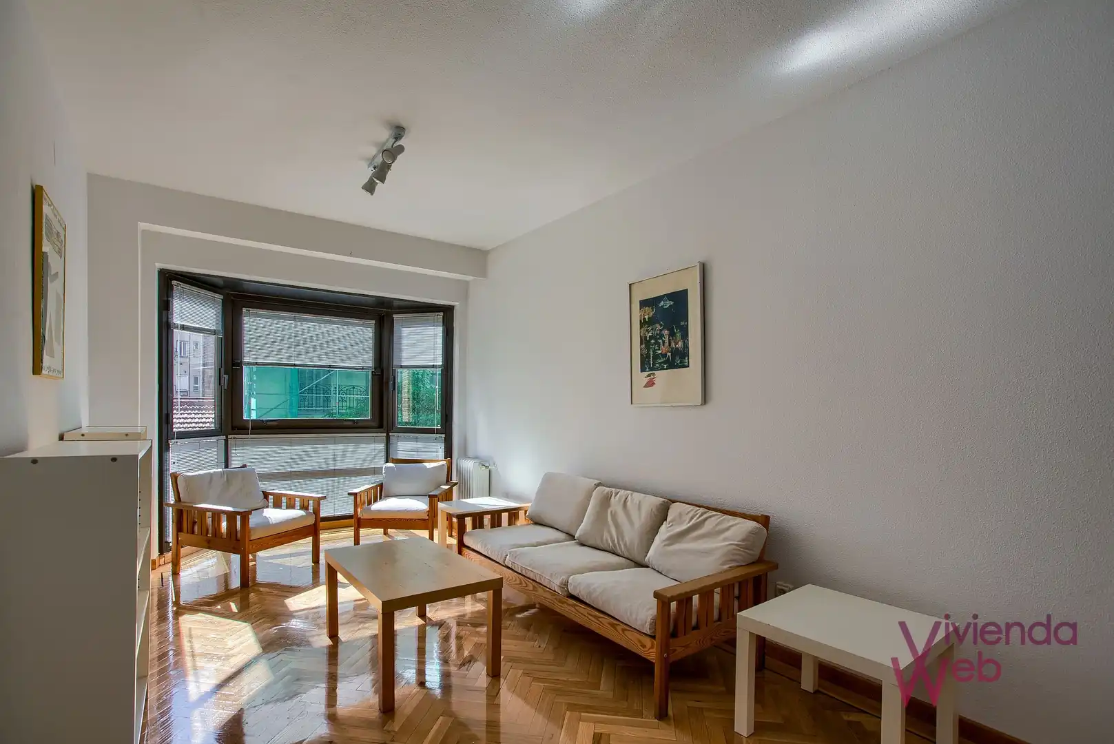 Wohnzimmer von Wohnung zur Miete in Madrid mit Klimaanlage, Heizung und Privatgarten