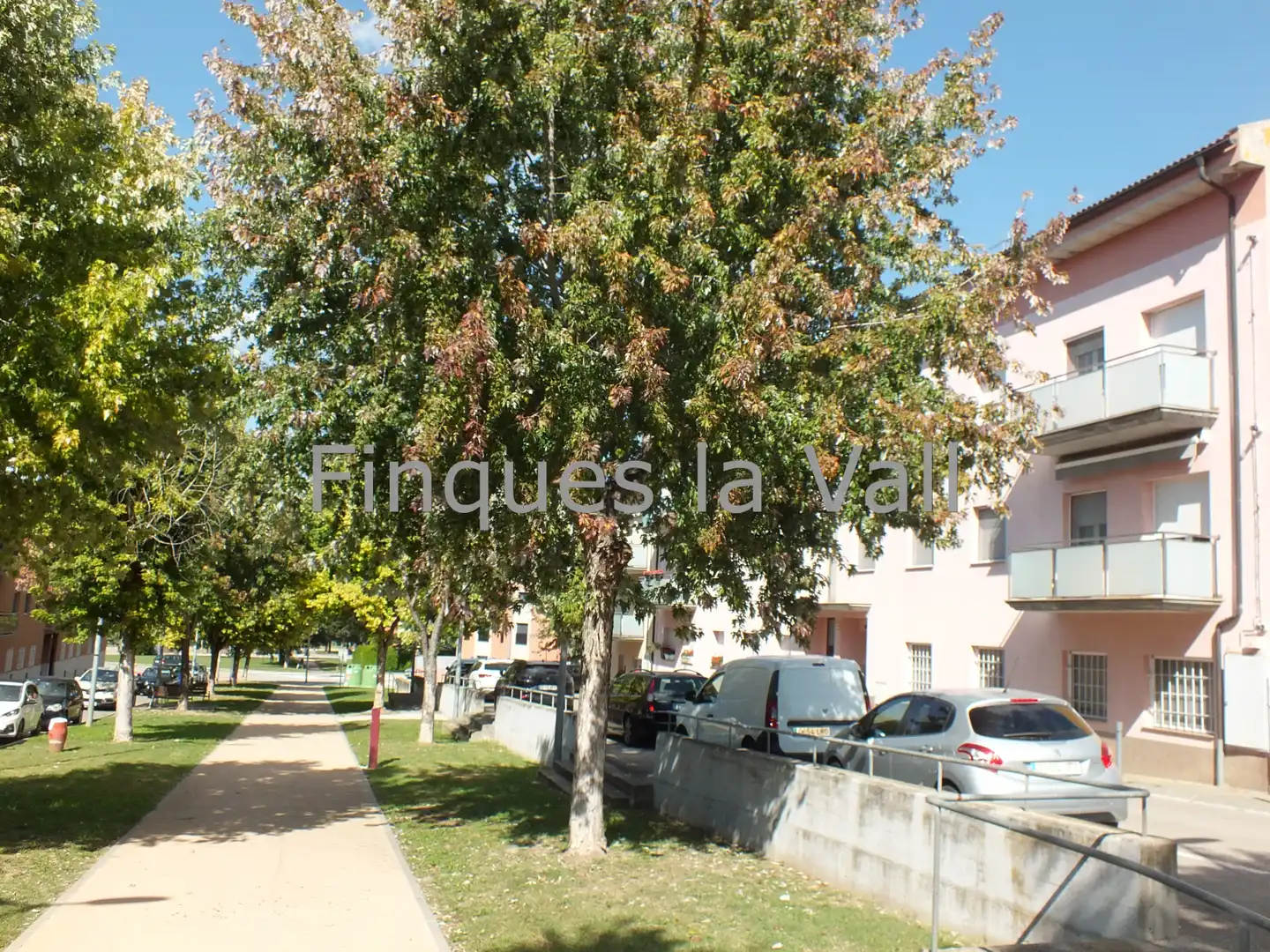Dúplex en venta en Santa Eugènia de Berga con Calefacción, Parquet y Terraza