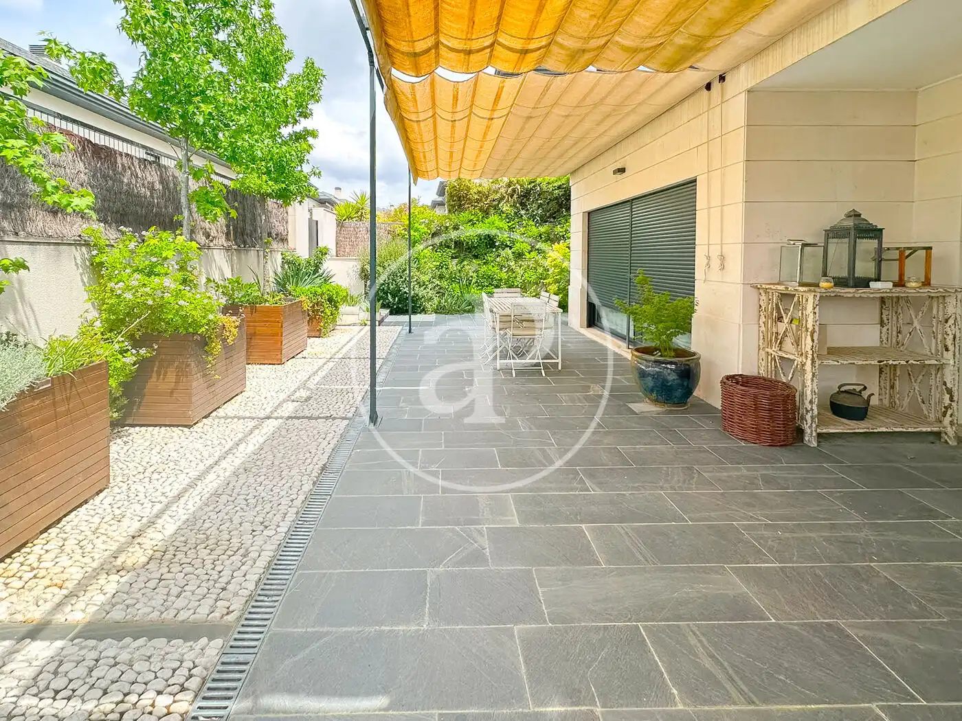 Semi-detached house with pool for sale in Casco Antiguo