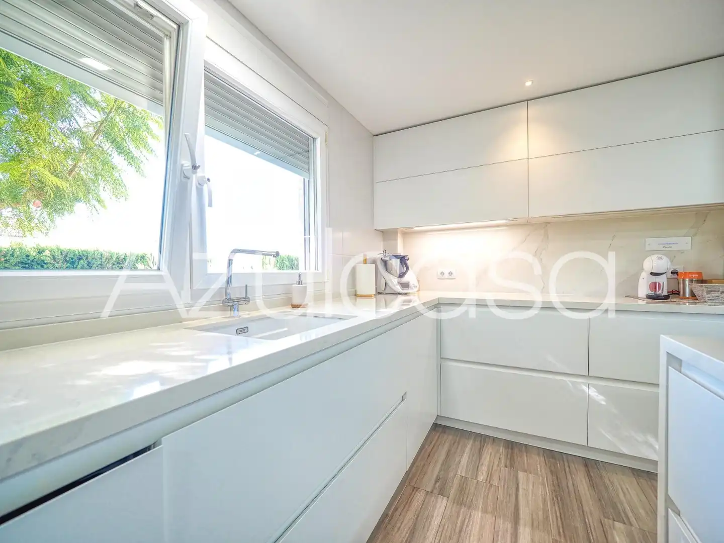 Kitchen of Houses for sale in Mutxamel  with Air Conditioner, Heating and Terrace