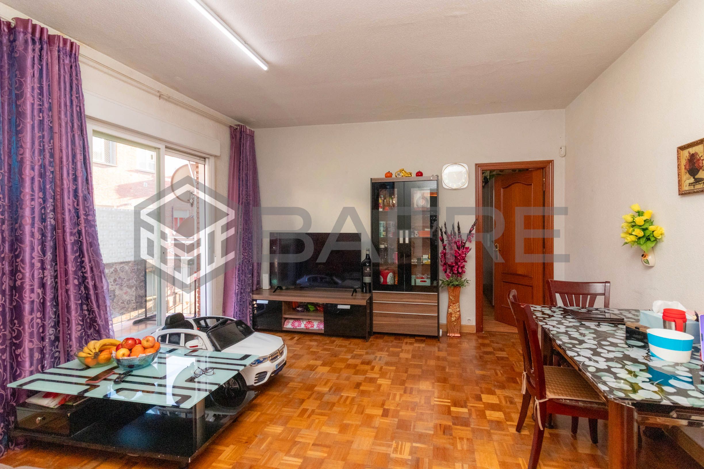 Living room of Flat for sale in  Madrid Capital  with Air Conditioner and Terrace