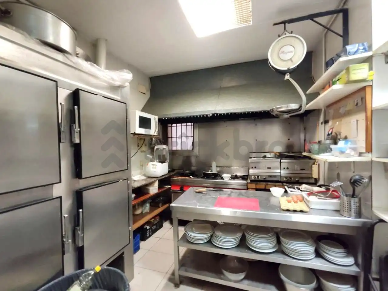 Cocina de Local en venta en Barcelona con Aire acondicionado