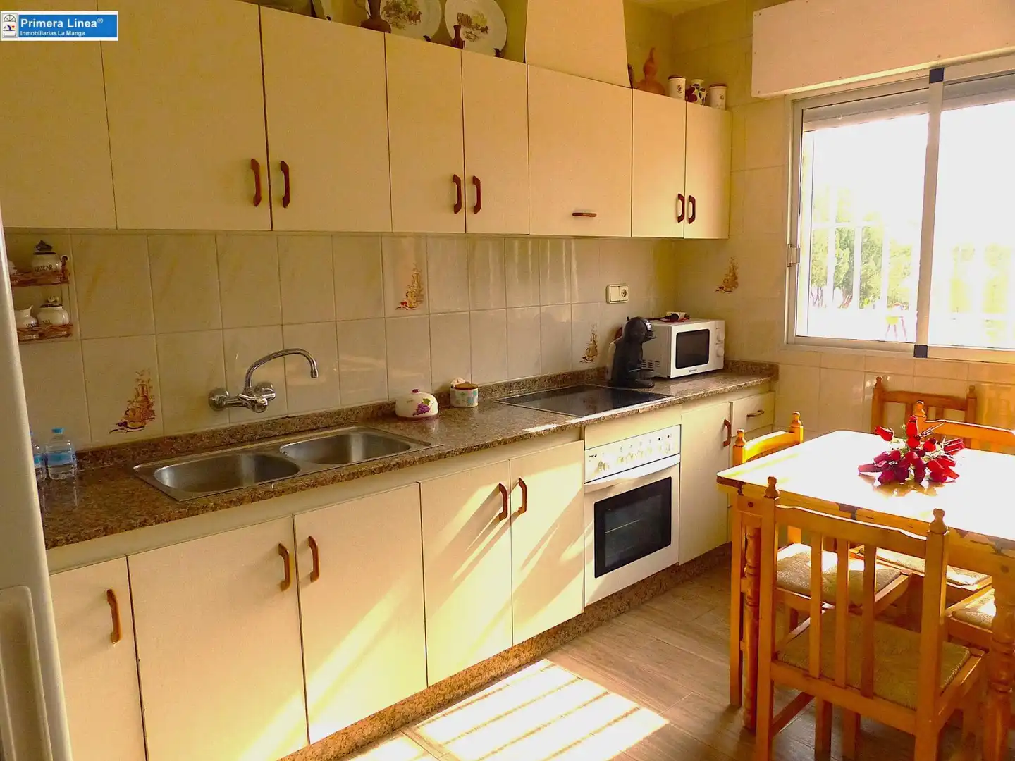 Cuina de Apartament en venda en Cartagena amb Aire condicionat, Moblat i Balcó