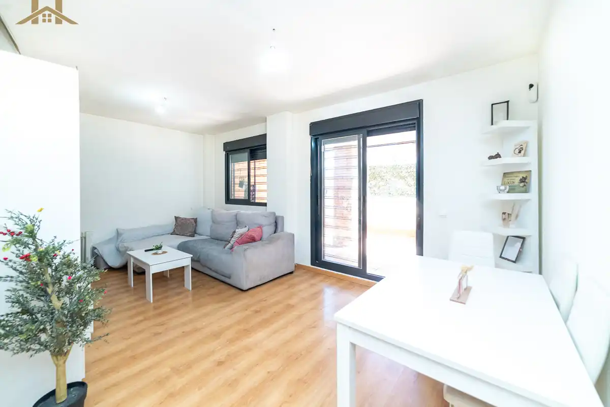 Living room of Ground floor for sale in Navalcarnero  with Heating, Private garden and Parquet flooring