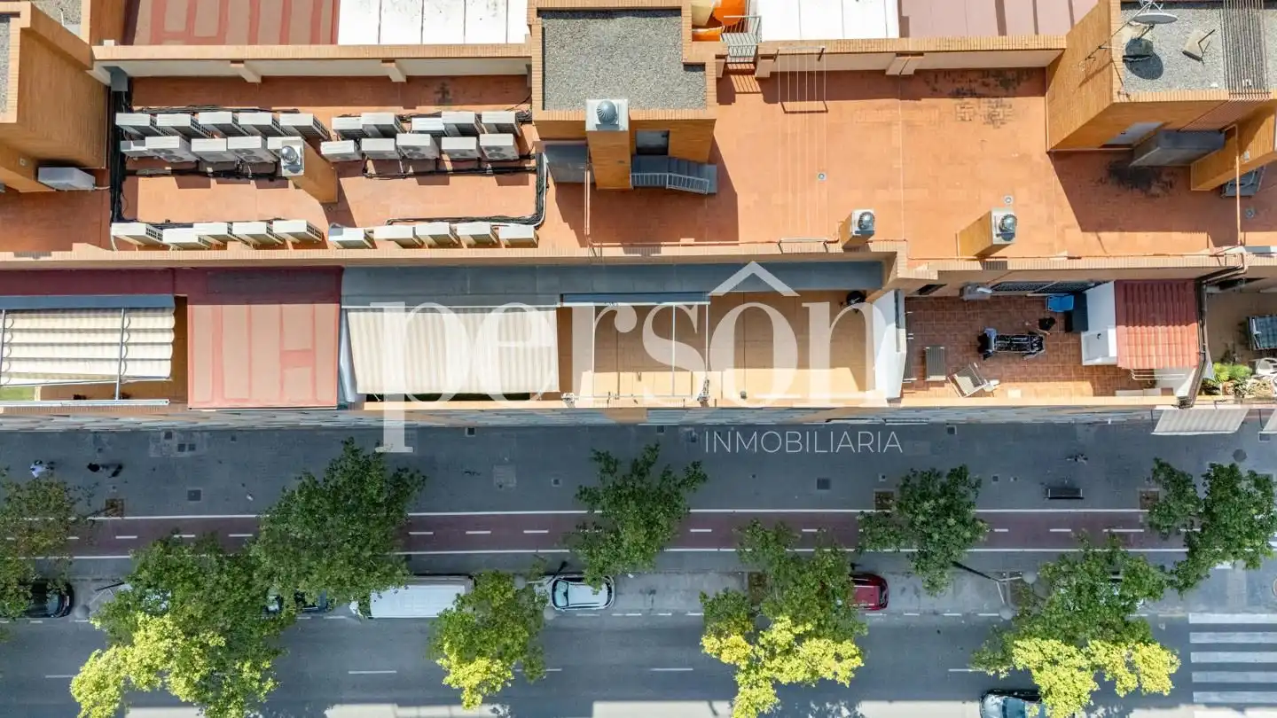 Vista exterior de Ático en venta en Valencia con Aire acondicionado, Terraza y Trastero