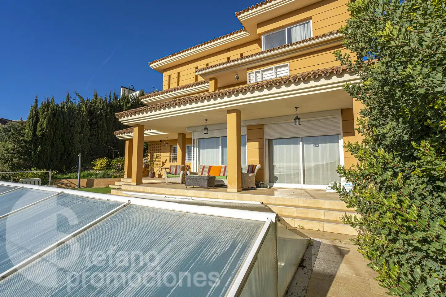 Exterior view of Houses for sale in Málaga  with Air Conditioner, Private garden and Terrace