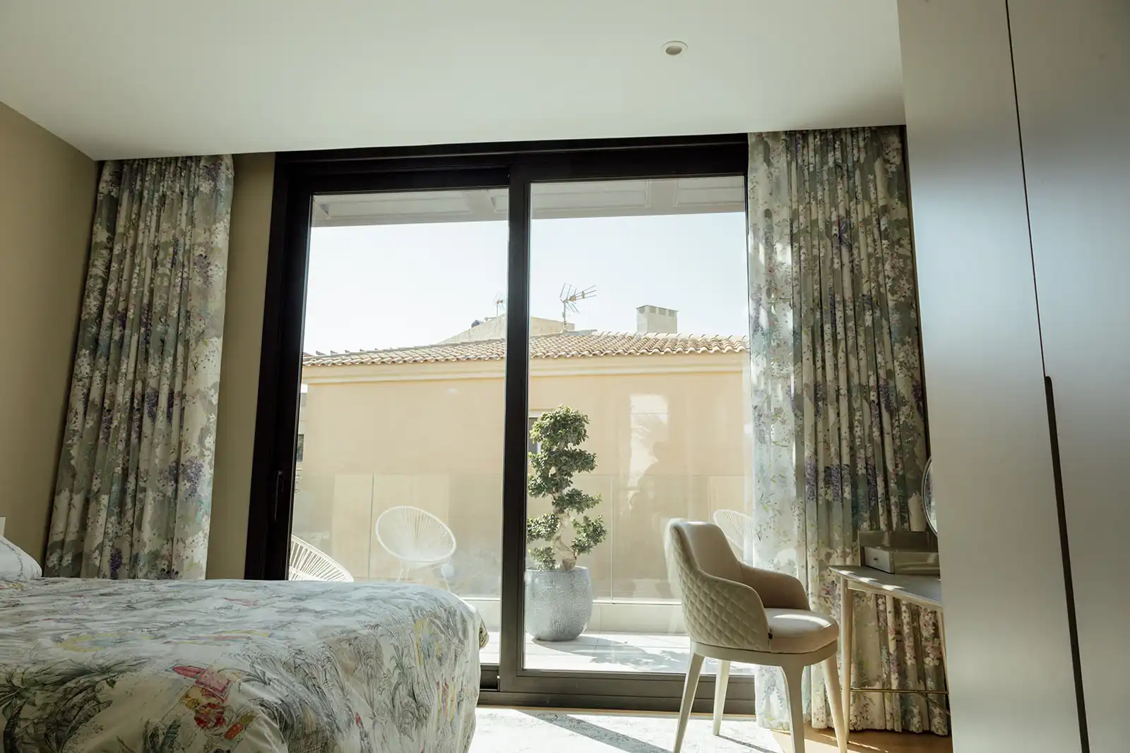 Habitación de Casa o chalet en venta en Alicante / Alacant con Aire acondicionado, Calefacción y Jardín privado
