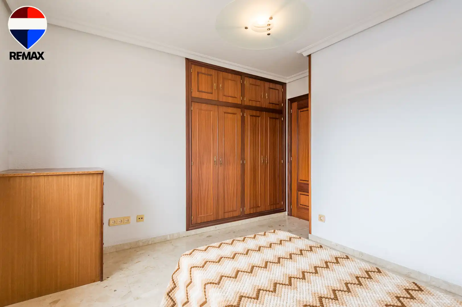 Dormitori de Casa o xalet en venda en Sant Joan d'Alacant amb Aire condicionat, Jardí privat i Terrassa