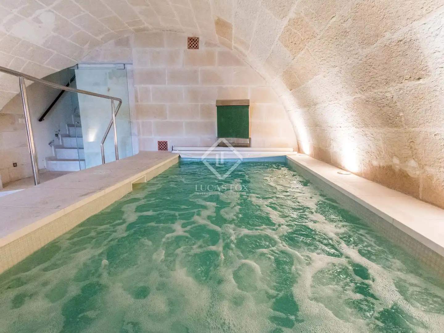 Piscina de Casa o xalet en venda en Maó - Mahón amb Aire condicionat, Calefacció i Terrassa