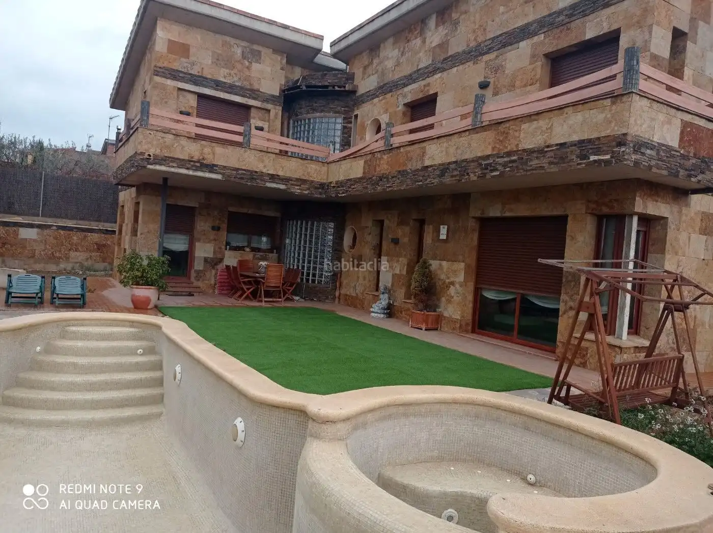 Jardí de Casa o xalet en venda en Viladecavalls amb Aire condicionat, Traster i Piscina