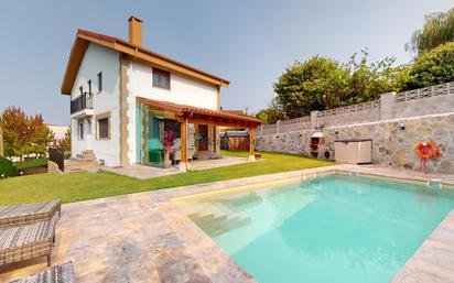 Swimming pool of House or chalet for sale in El Astillero    with Heating, Private garden and Terrace