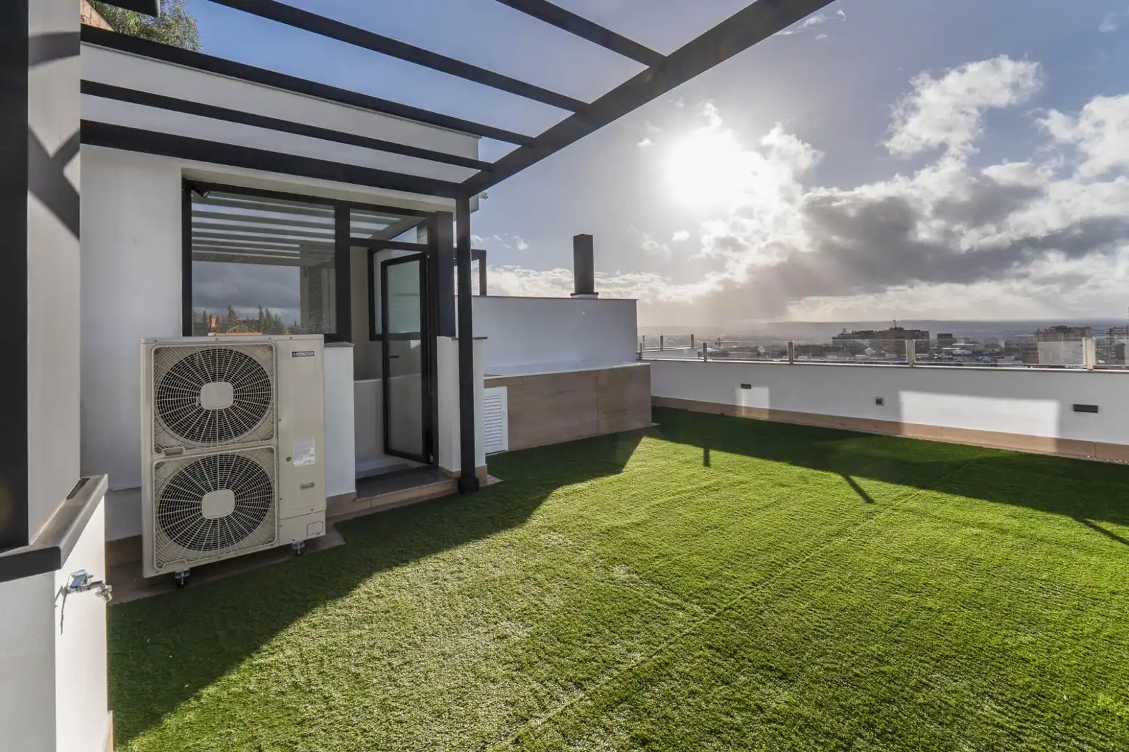 Terraza de Dúplex de alquiler en Granada con Aire acondicionado, Calefacción y Terraza