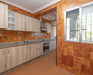 Kitchen of Apartment for sale in Mairena del Aljarafe