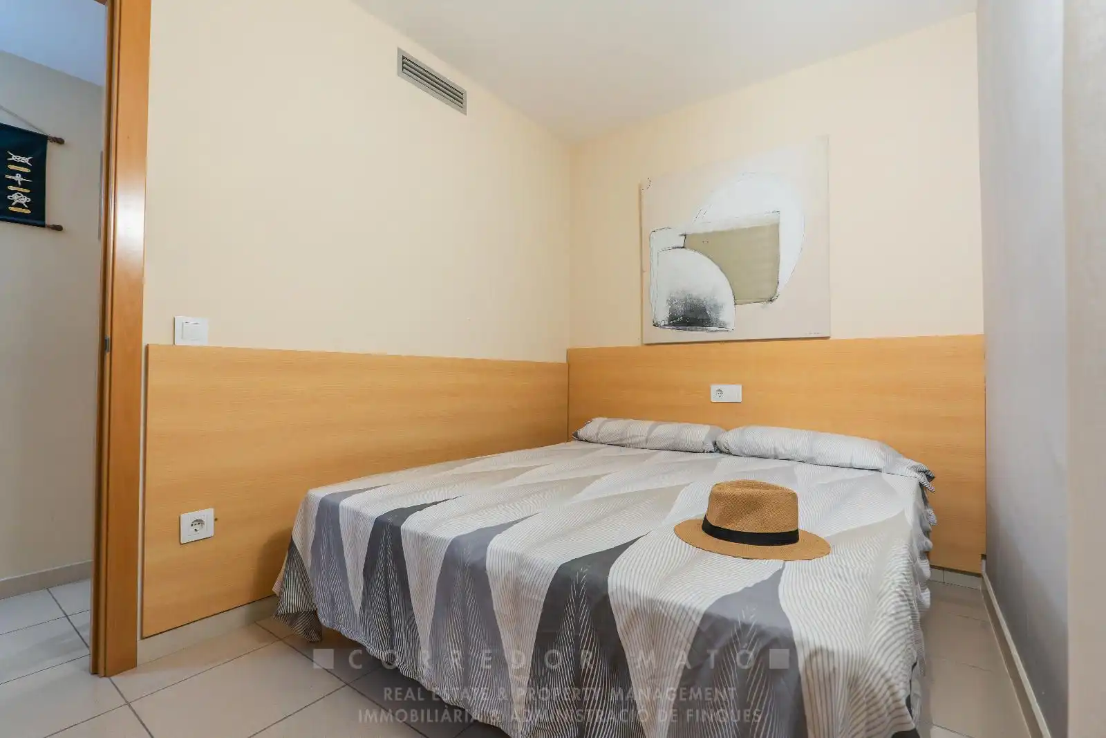 Apartment with lift for sale in Passeig del Mar, imagen 7