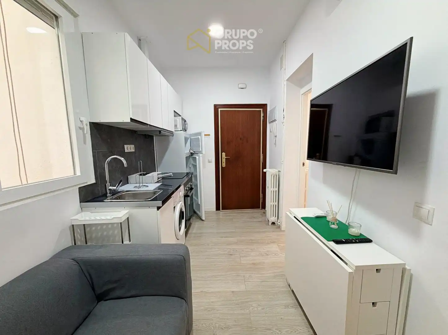 Flat for rent in Trafalgar