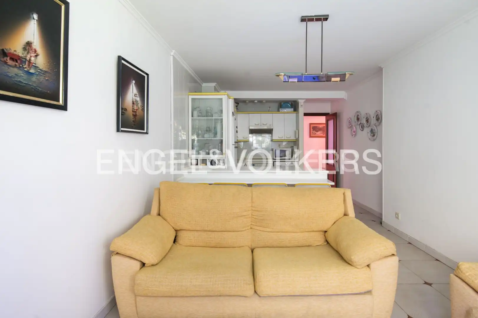 Sala de estar de Piso en venta en Ribadesella con Calefacción