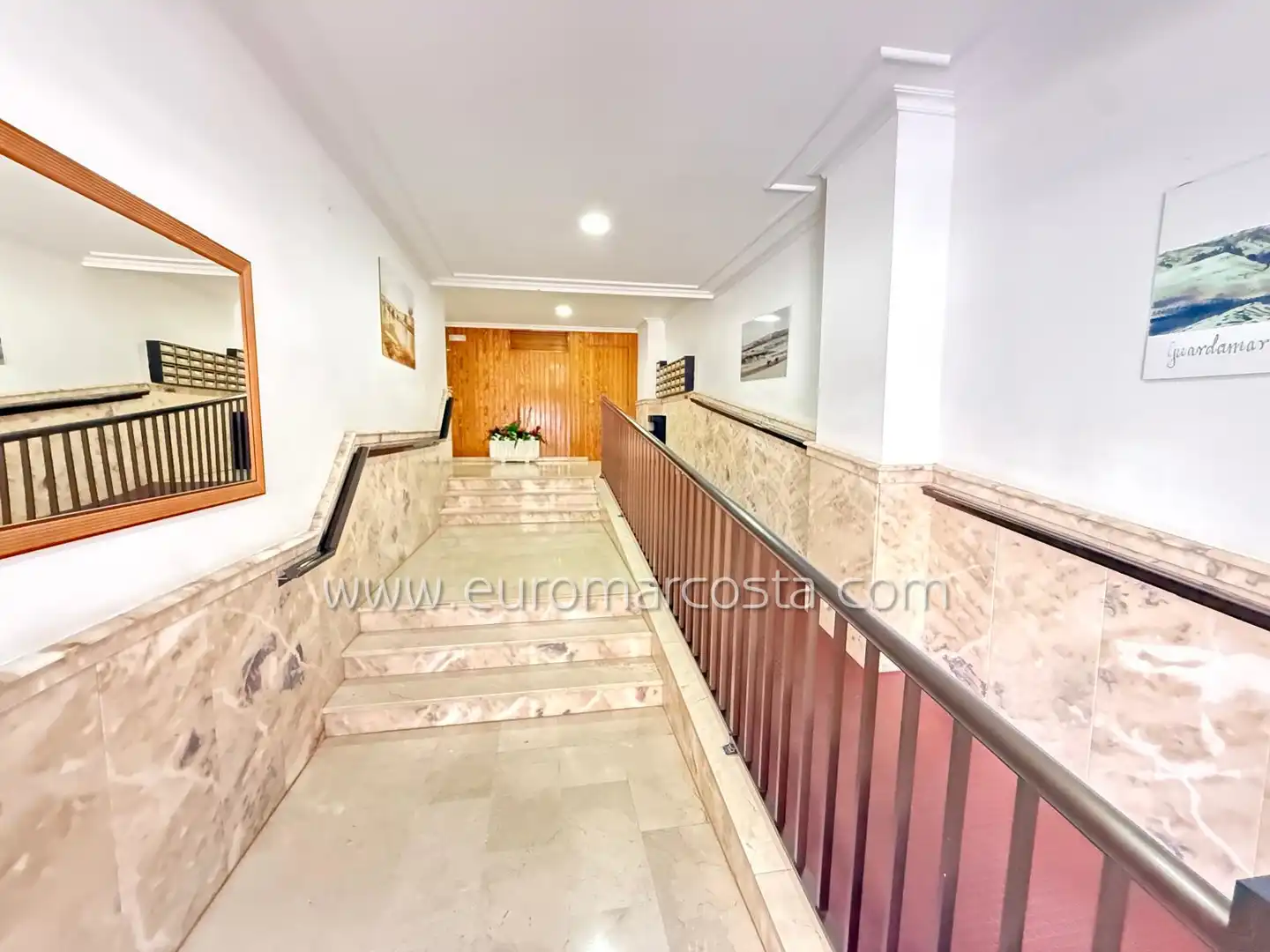 Piso con ascensor en venta en Avinguda de Cervantes, imagen 4