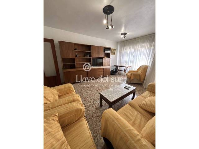 Piso en Venta en Calle Barcelona, 1 en Casco Antiguo