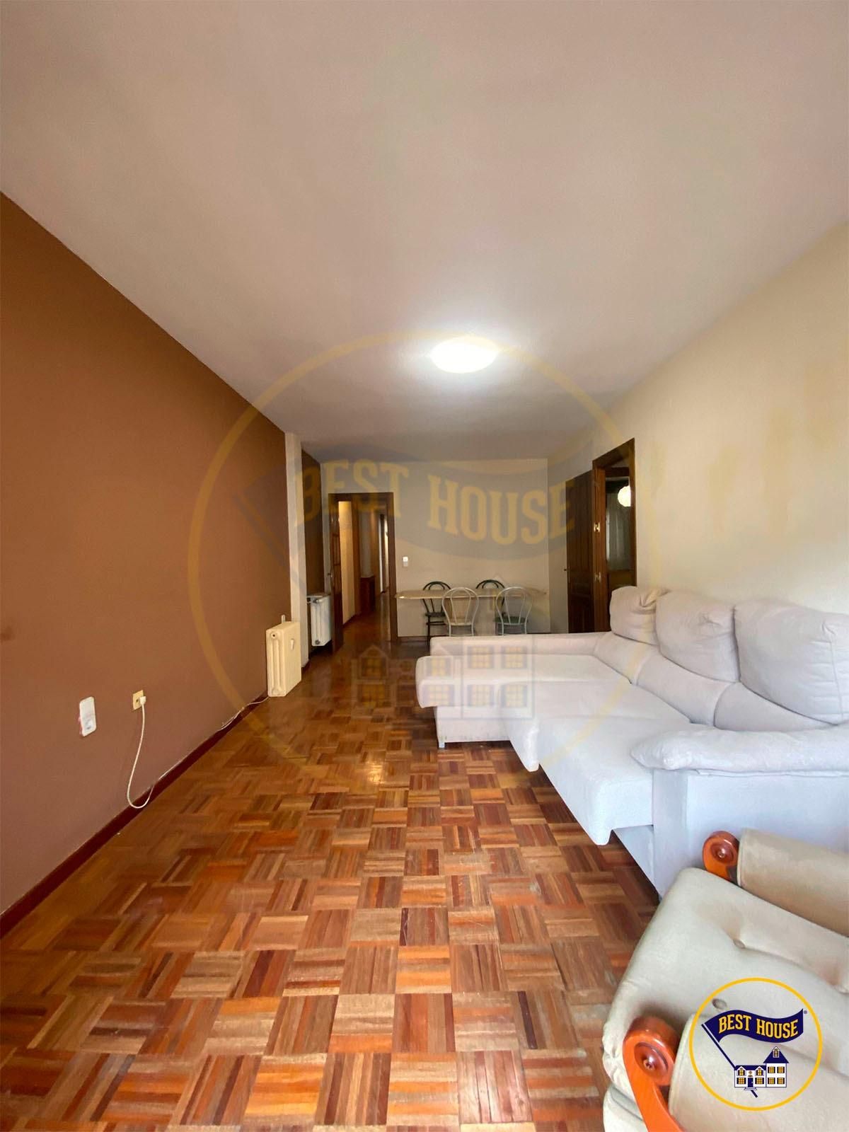 Living room of Flat for sale in Cuenca Capital  with Heating, Terrace and Storage room