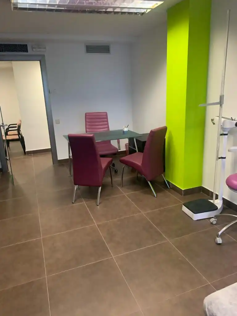 Büro zur Miete in Mataró mit Klimaanlage, Möbliert und Internet