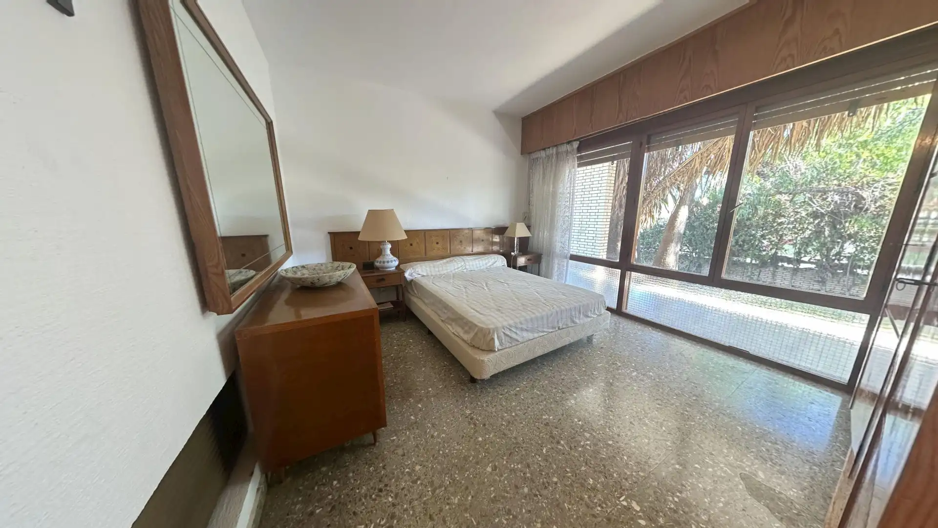 Dormitori de Casa o xalet en venda en Alicante / Alacant amb Jardí privat, Terrassa i Piscina