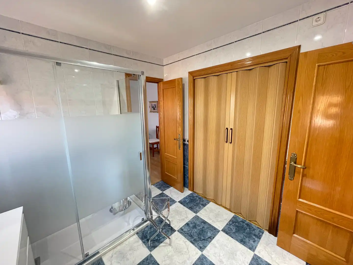 Bathroom of Houses for sale in Almería  with Air Conditioner, Heating and Private garden