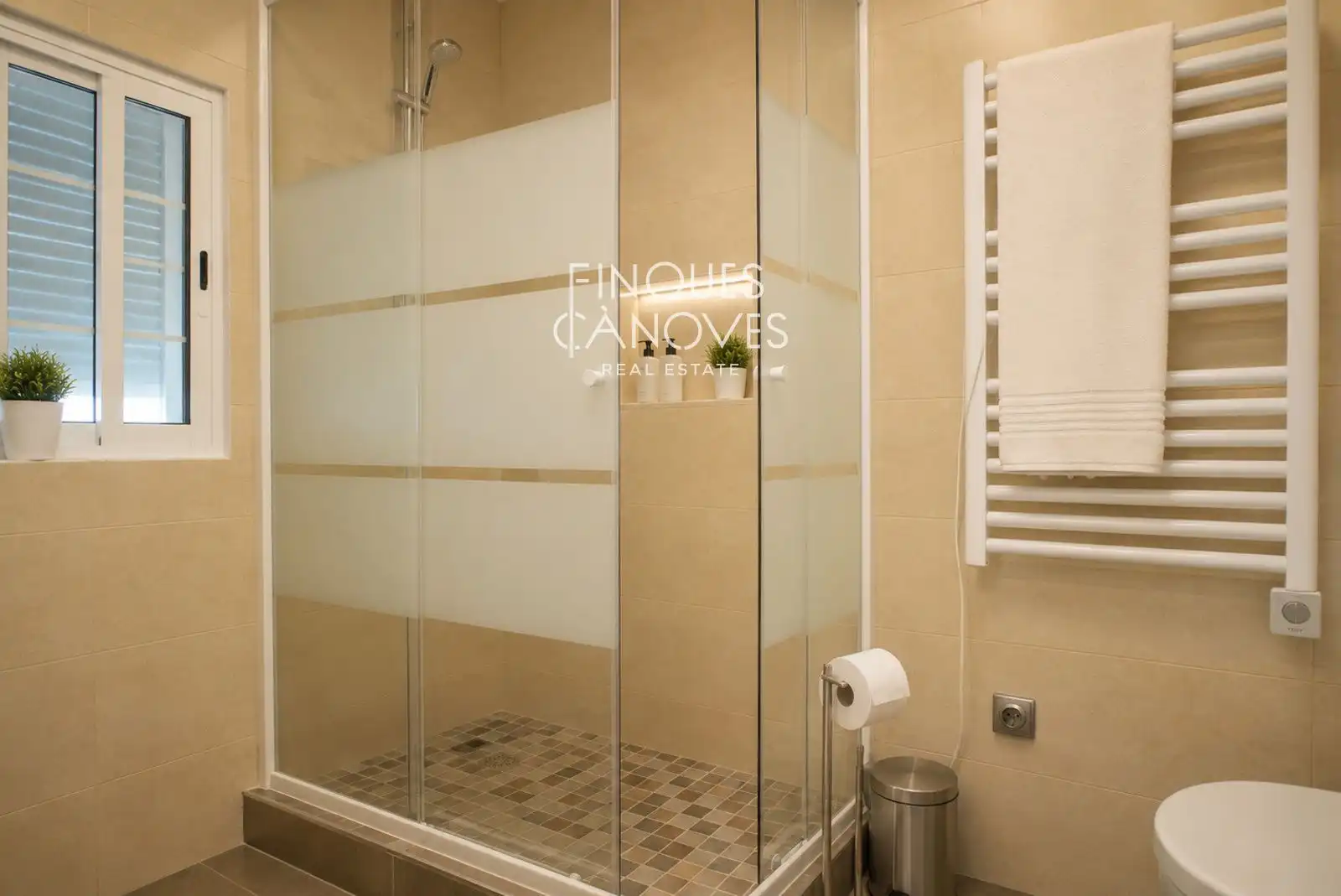 Baño de Casa o chalet en venta en Sils con Terraza, Trastero y Piscina
