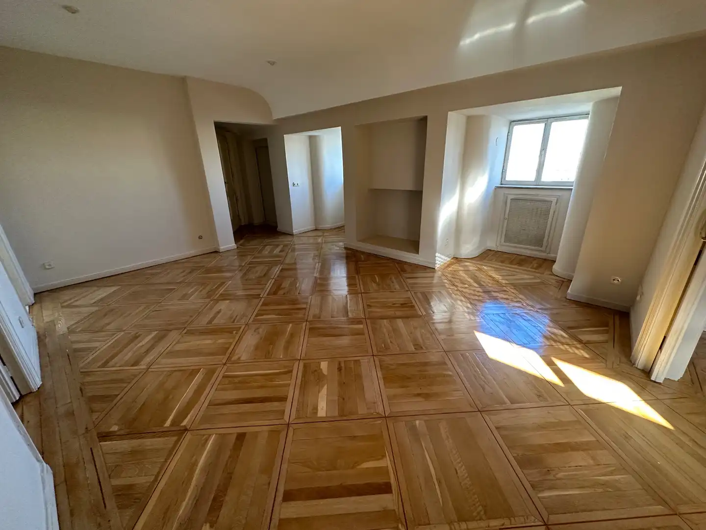 Living room of Houses for rent in Madrid  with Heating, Parquet flooring and Oven