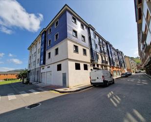 Vista exterior de Apartament en venda en Vegadeo amb Calefacció, Parquet i Terrassa