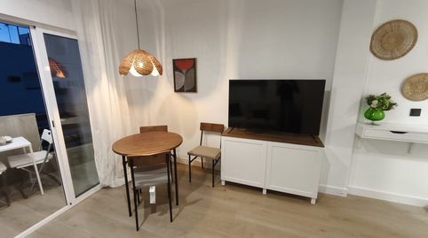 Photo 3 of Flat for rent in Avenida San Juan de la Salle, Cruz Roja, Sevilla Capital