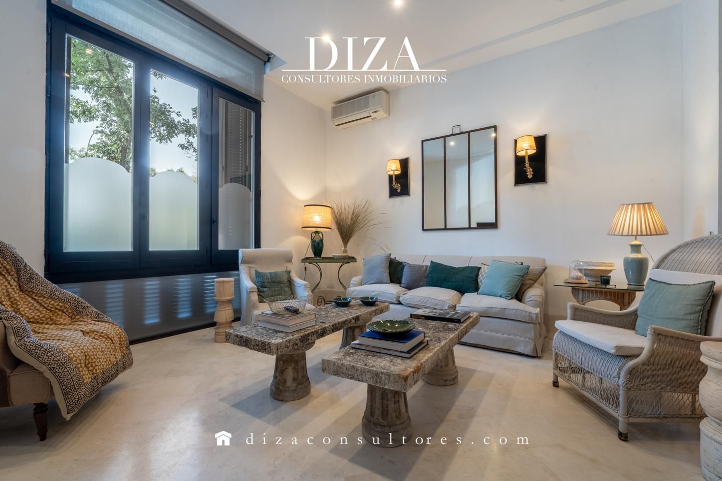 Living room of Flat to rent in  Madrid Capital  with Air Conditioner