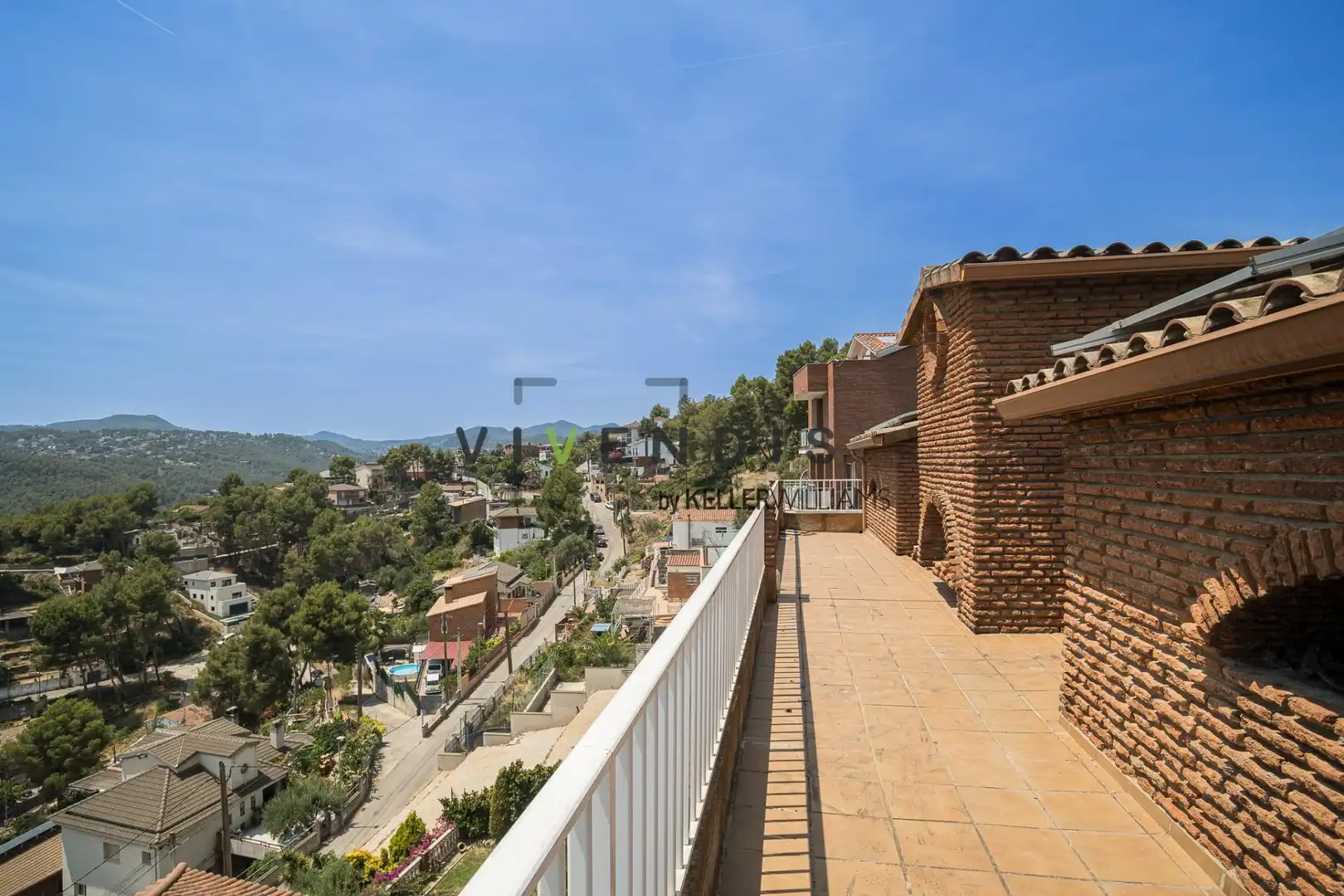 Vista exterior de Casa o xalet en venda en Corbera de Llobregat