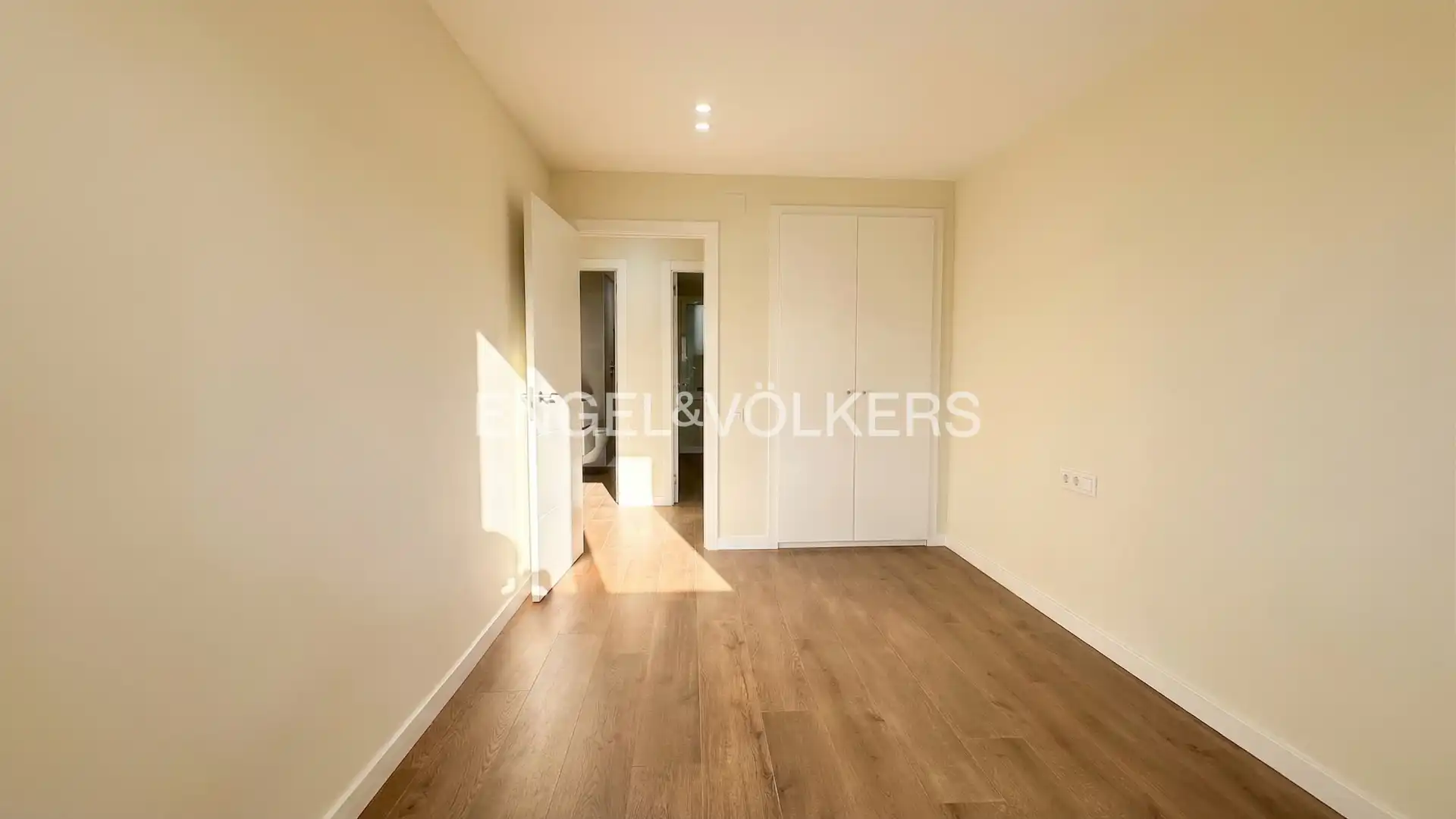 Habitación de Planta baja en venta en Vila-seca con Parquet, Balcón y Alarma