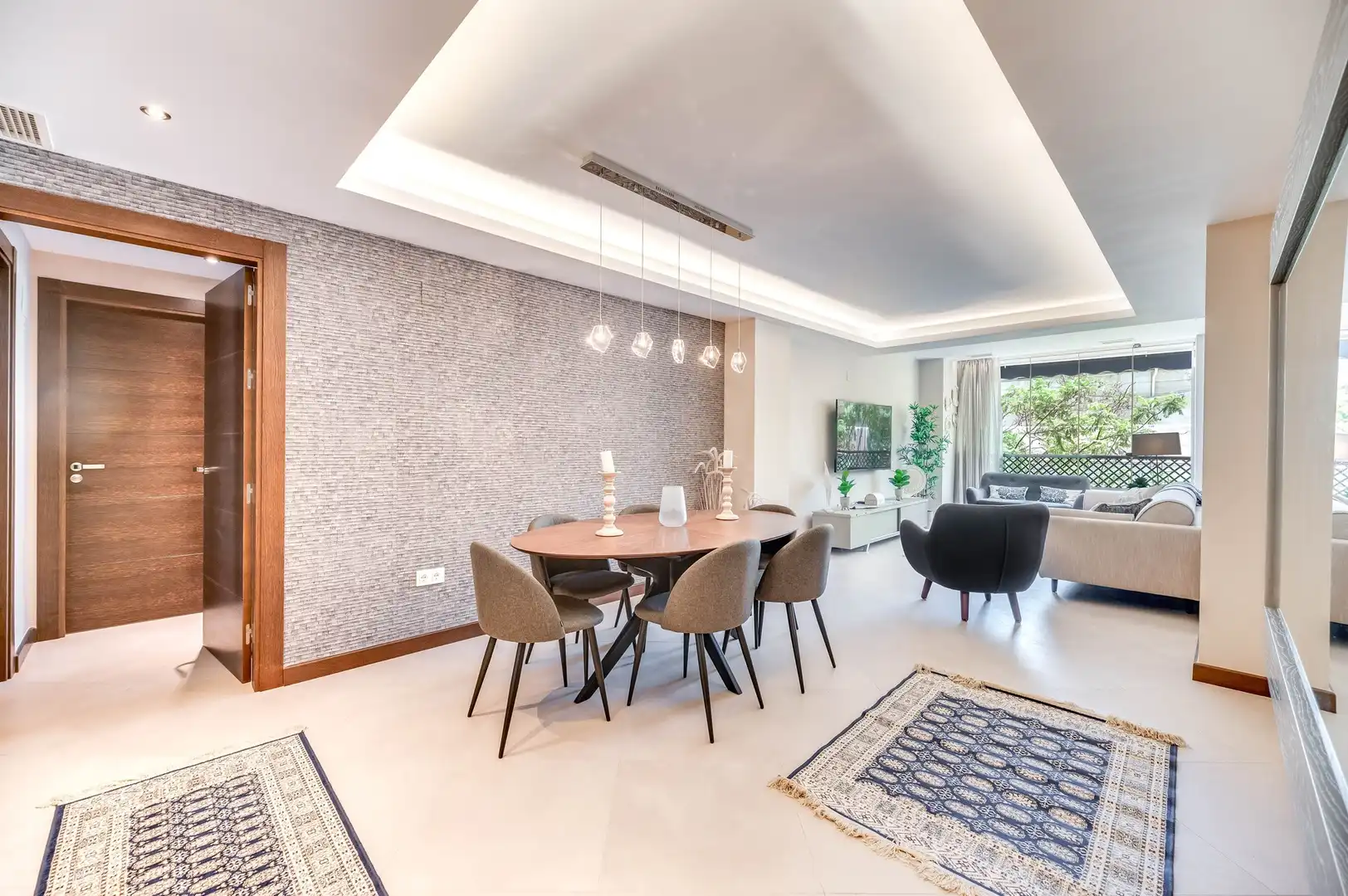 Apartament amb piscina en venda a Nueva Andalucía