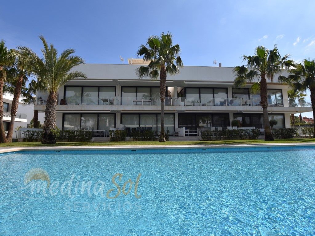 Vista exterior de Ático en venta en Cartagena