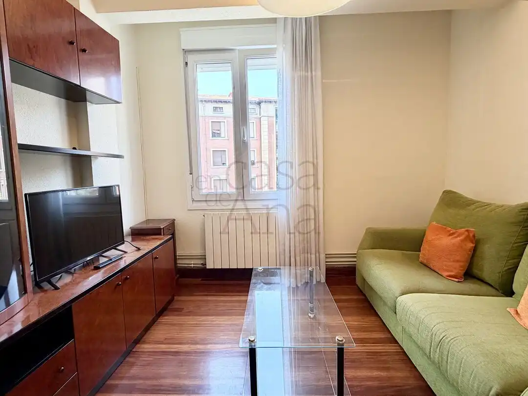 Wohnzimmer von Wohnung zum Verkauf in Bilbao  mit Heizung und Balkon