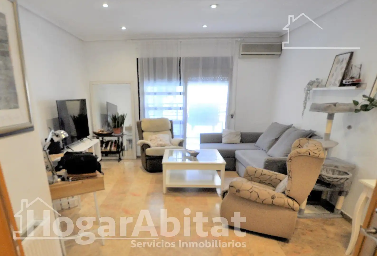 Wohnzimmer von Wohnung zum Verkauf in Valencia mit Klimaanlage, Heizung und Terrasse