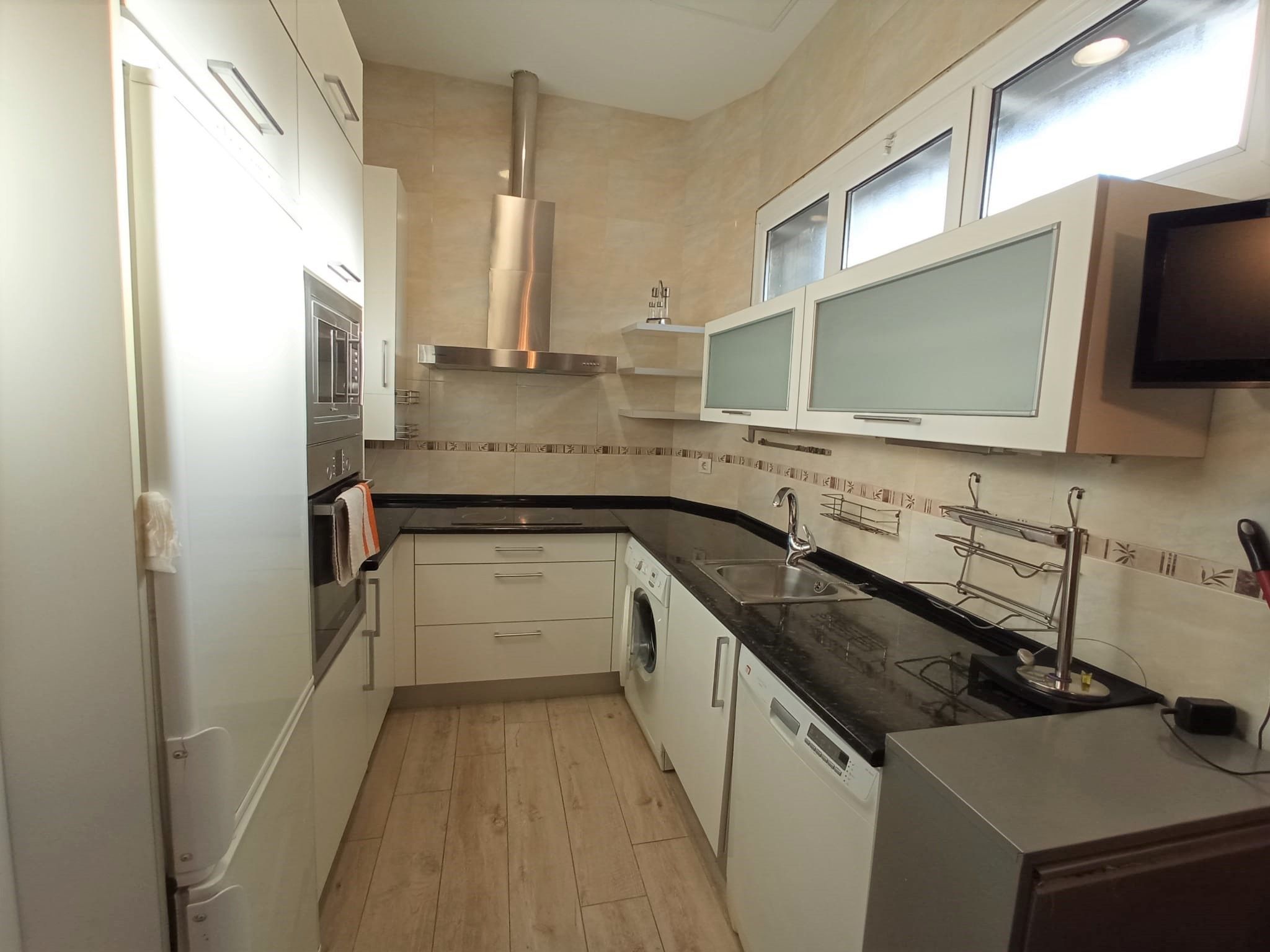 Cocina de Piso en venta en Eibar con Calefacción, Parquet y Amueblado