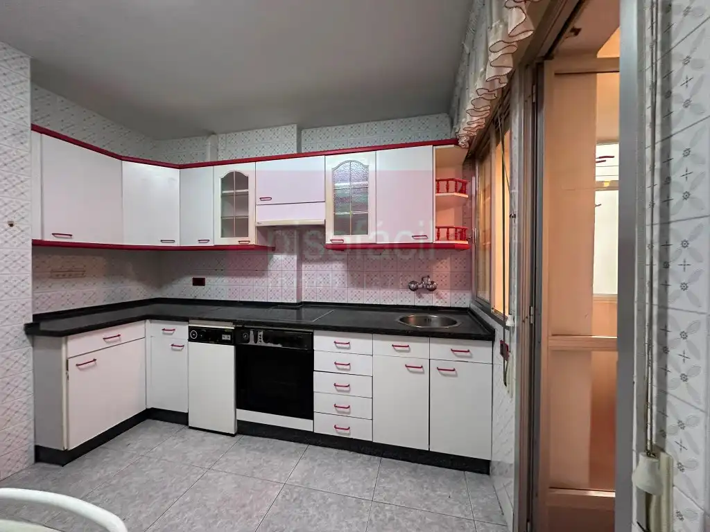 Cocina de Piso en venta en Lugo