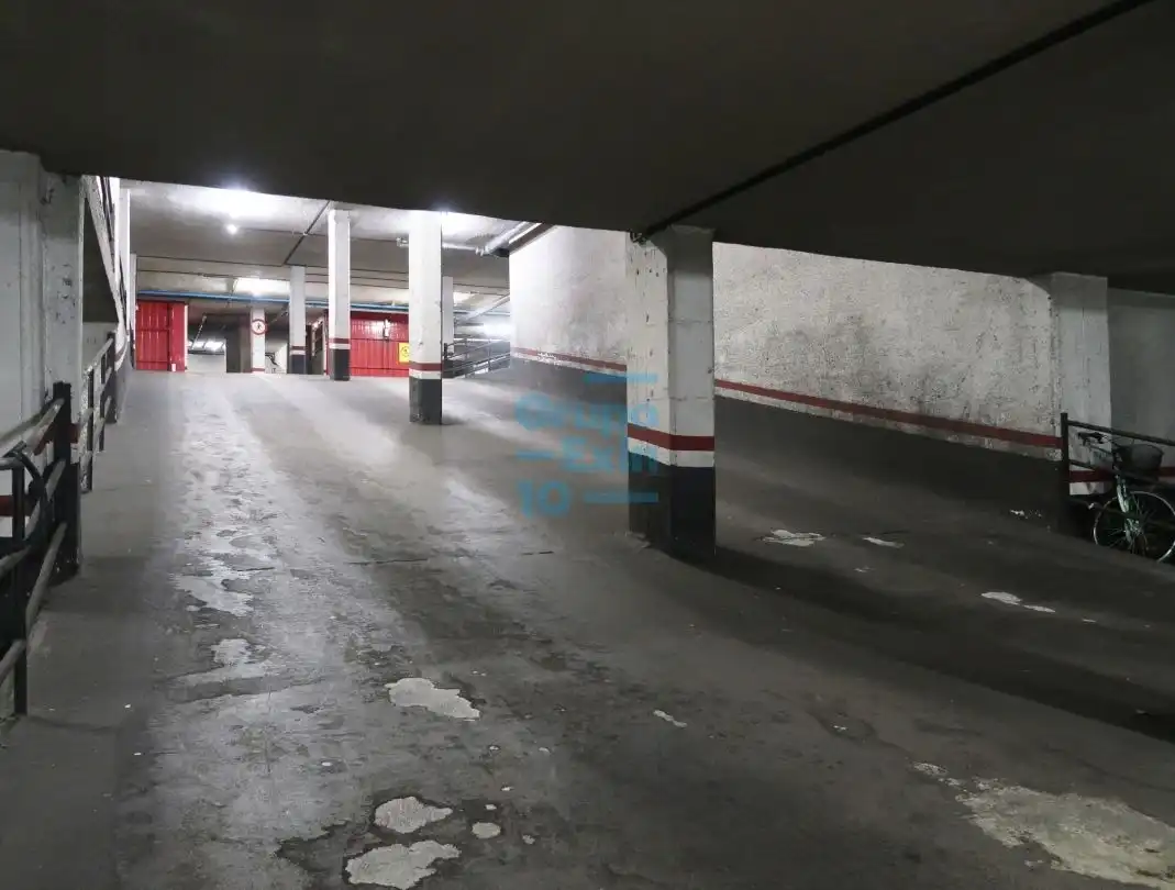 Parkplatz von Garage zum Verkauf in Amara - Berri