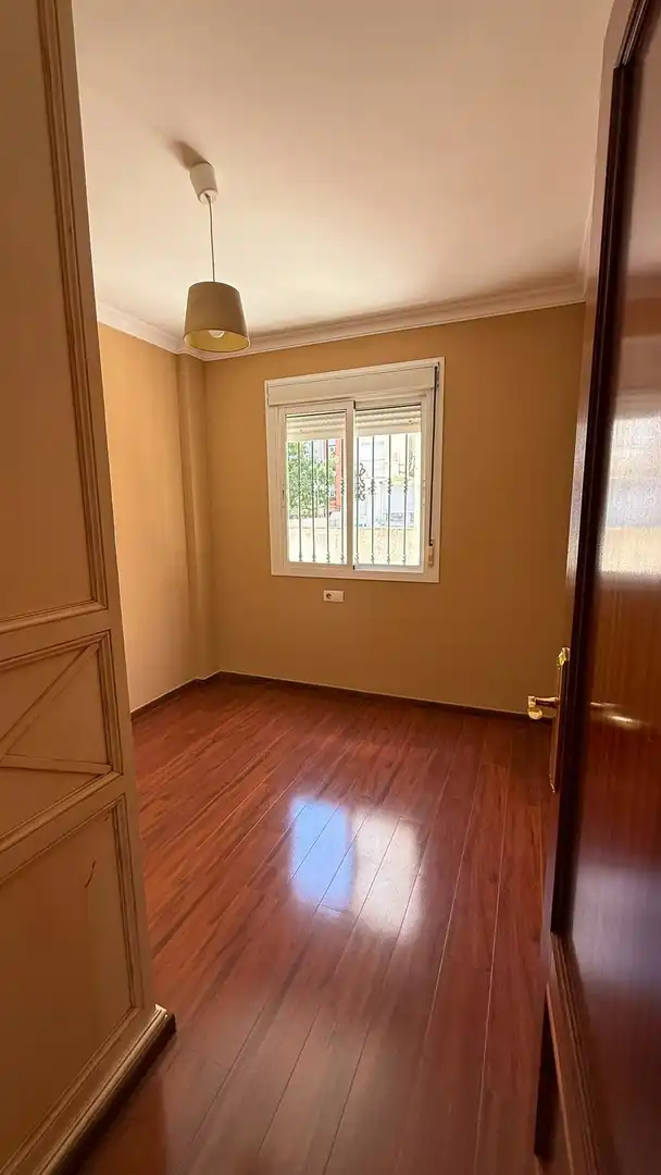 Bedroom of Flat for rent in Huelva