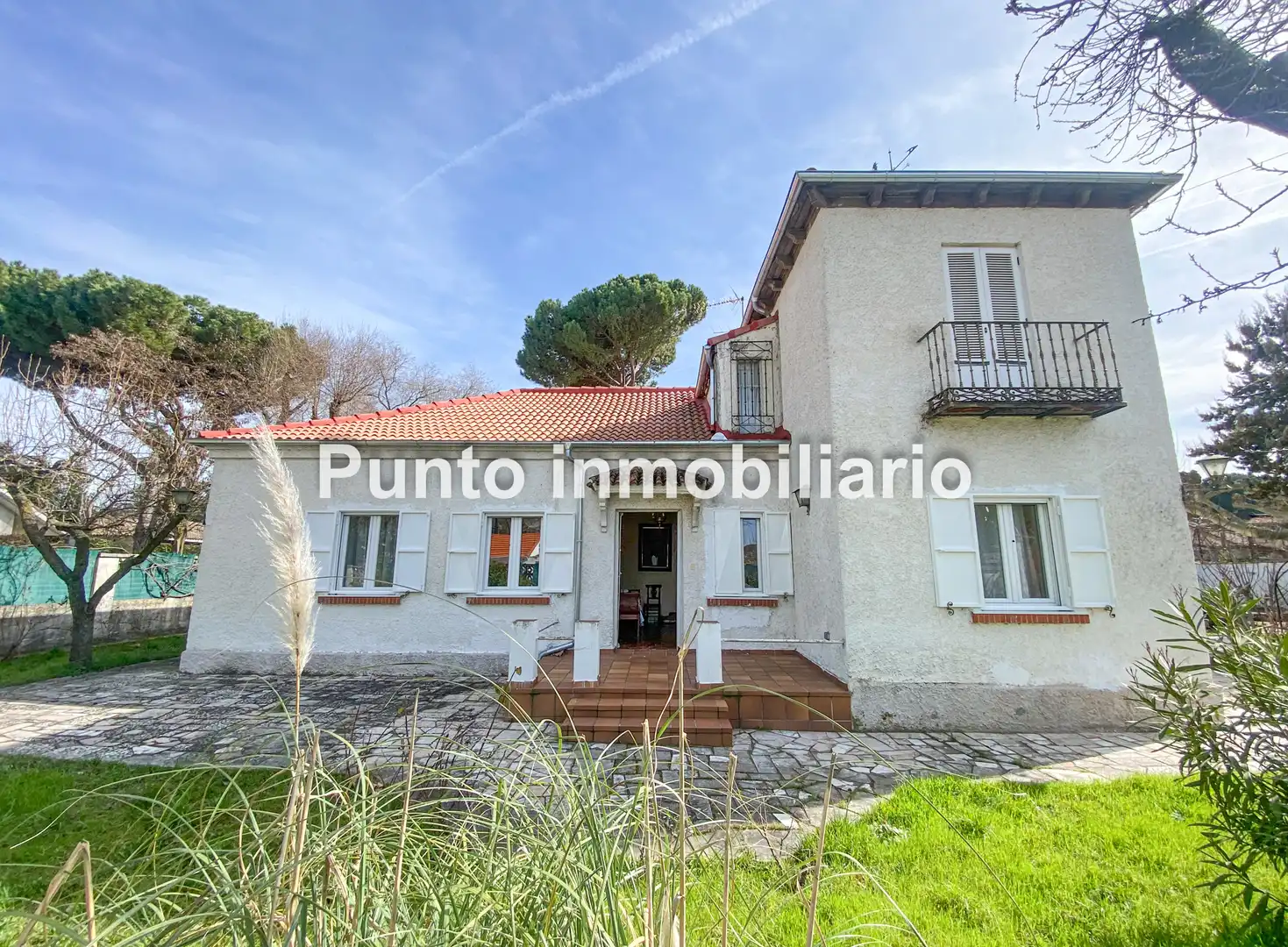 Außenansicht von Haus oder Chalet zum Verkauf in Valladolid mit Privatgarten und Terrasse