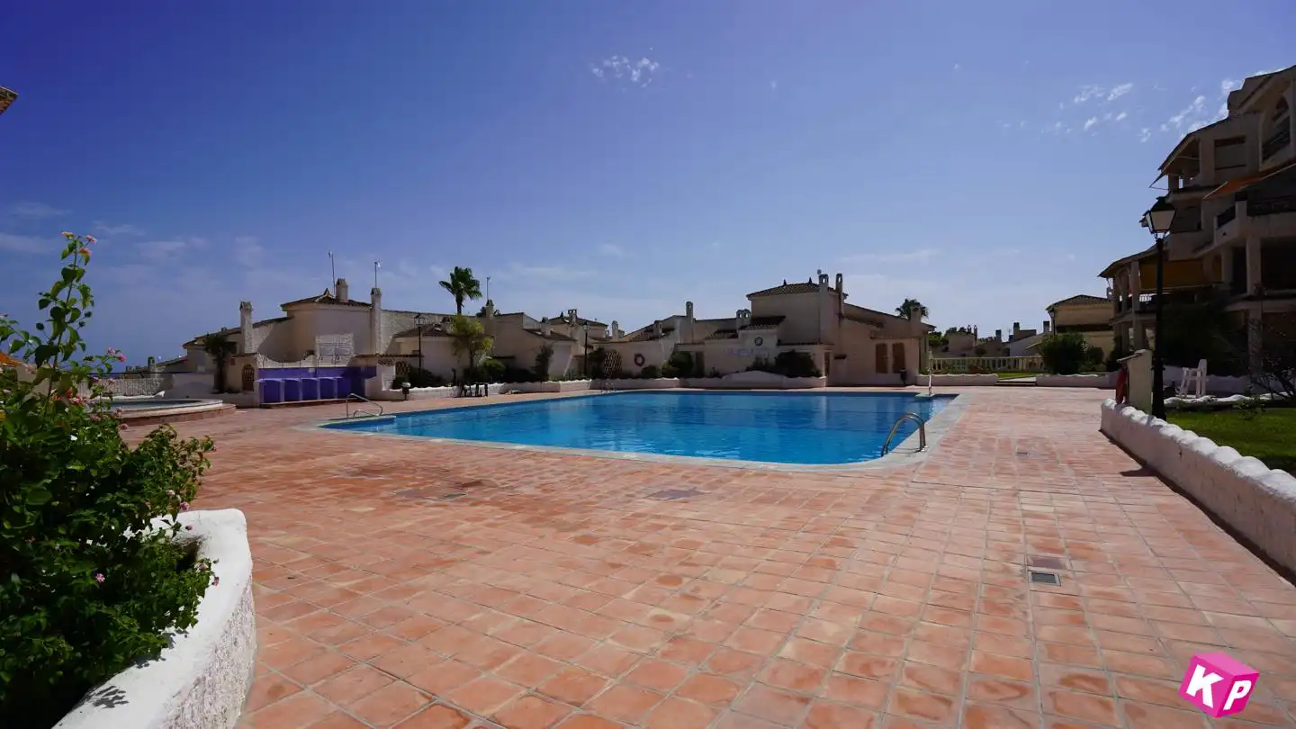 Piscina de Casa o chalet en venta en Santa Pola con Terraza, Trastero y Piscina