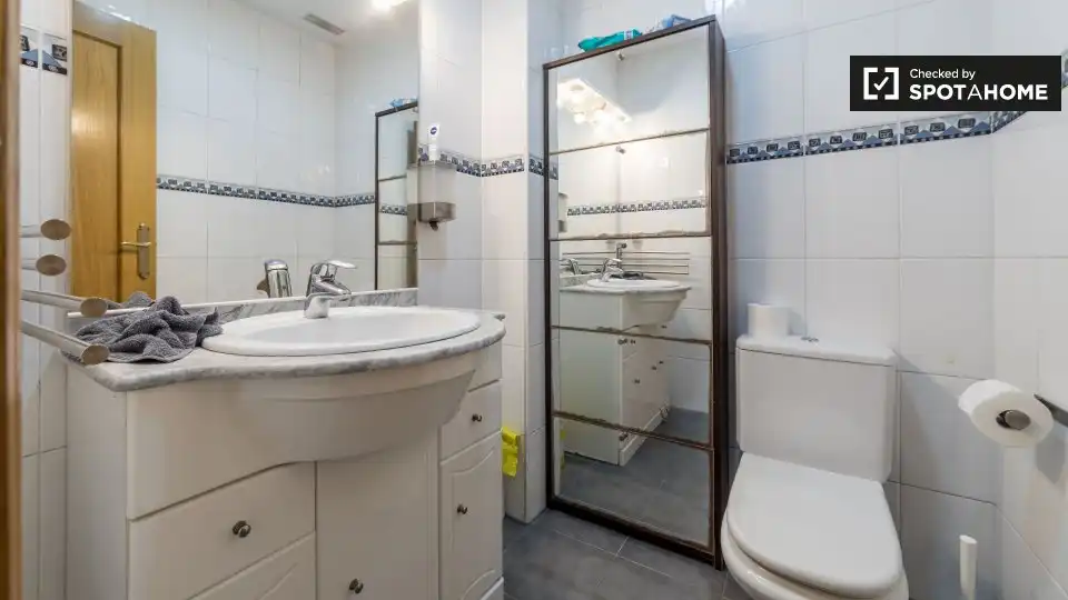 Room in Beniferri