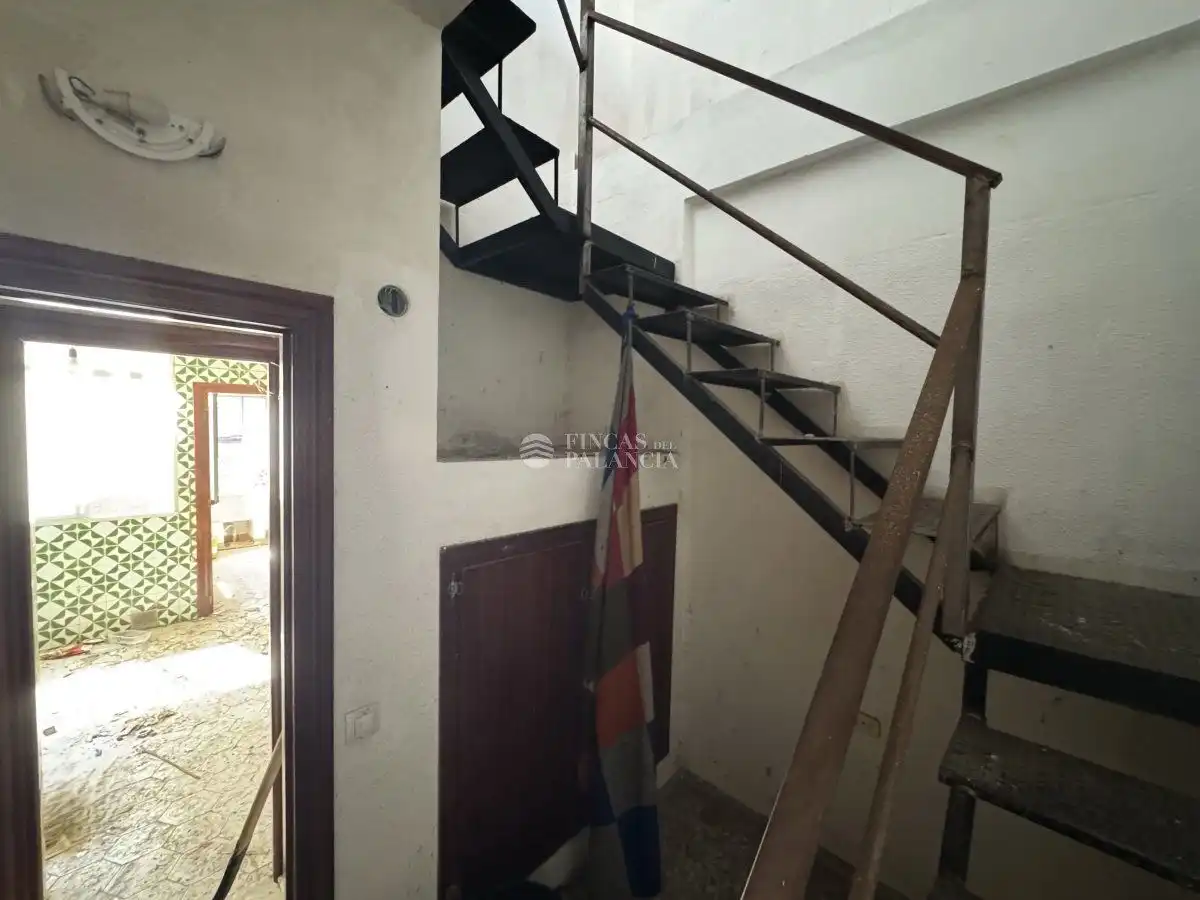 Piso en venta en Soneja con Terraza, Trastero y Balcón