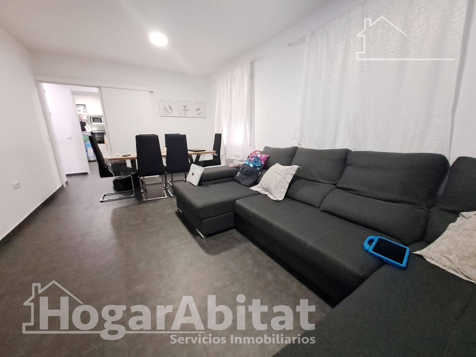 Living room of House or chalet for sale in Castellón de la Plana / Castelló de la Plana  with Air Conditioner, Heating and Terrace