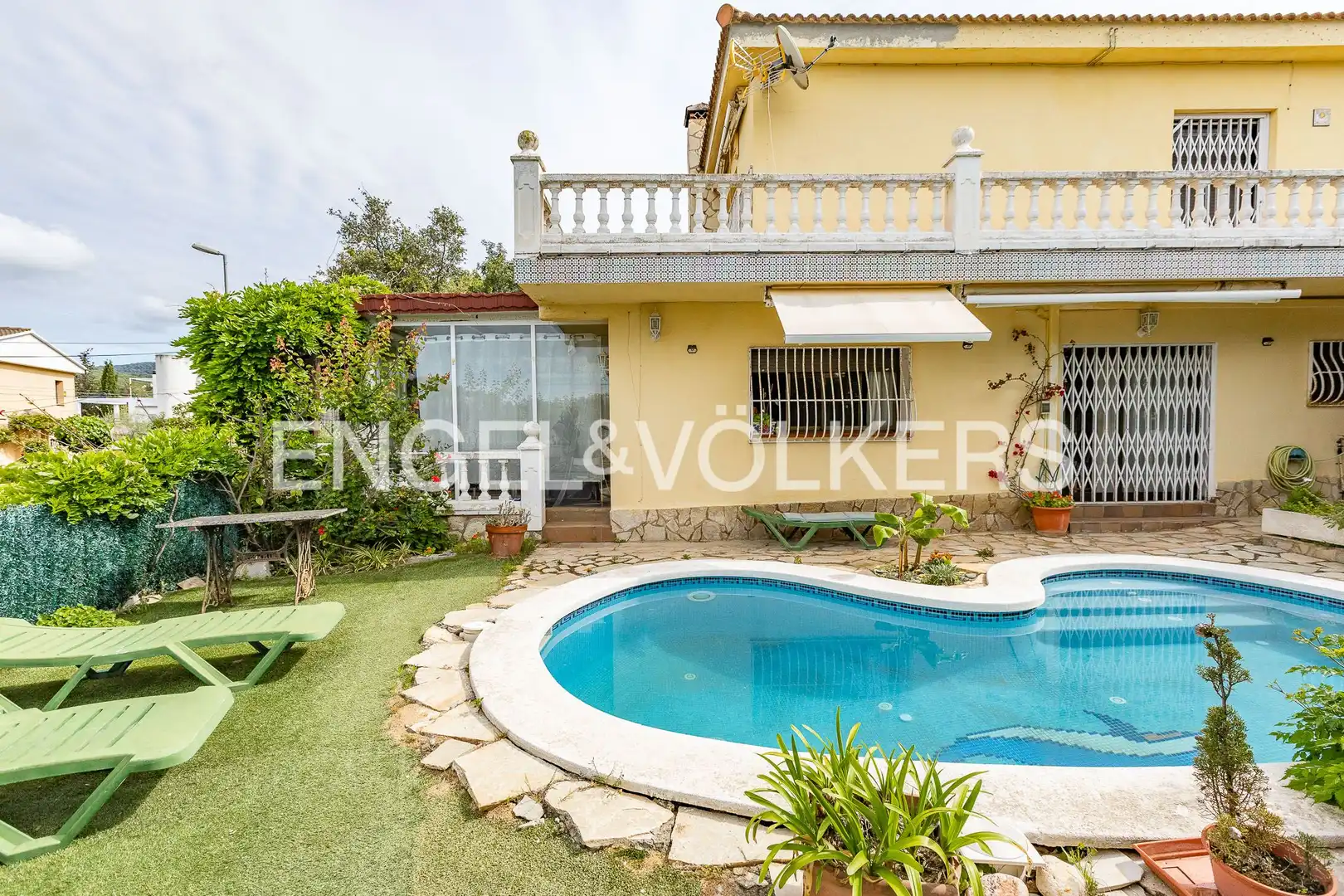 Swimming pool of Houses for sale in Arenys de Mar  with Heating, Private garden and Terrace