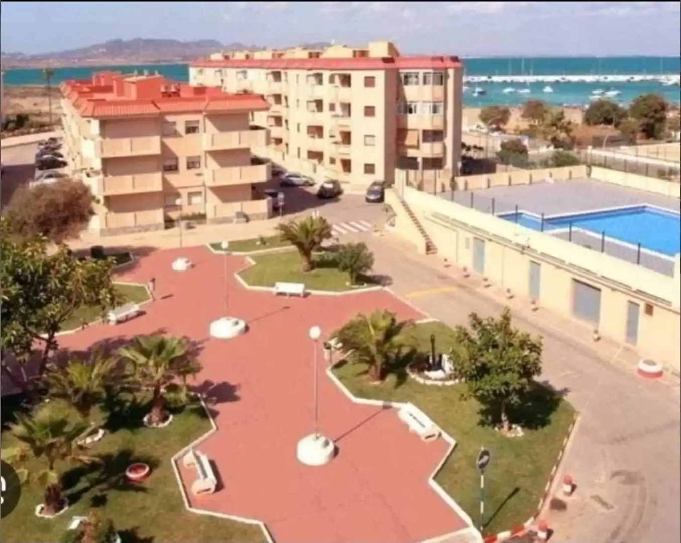 Erdgeschoss zur Miete in La Manga del Mar Menor, Murcia