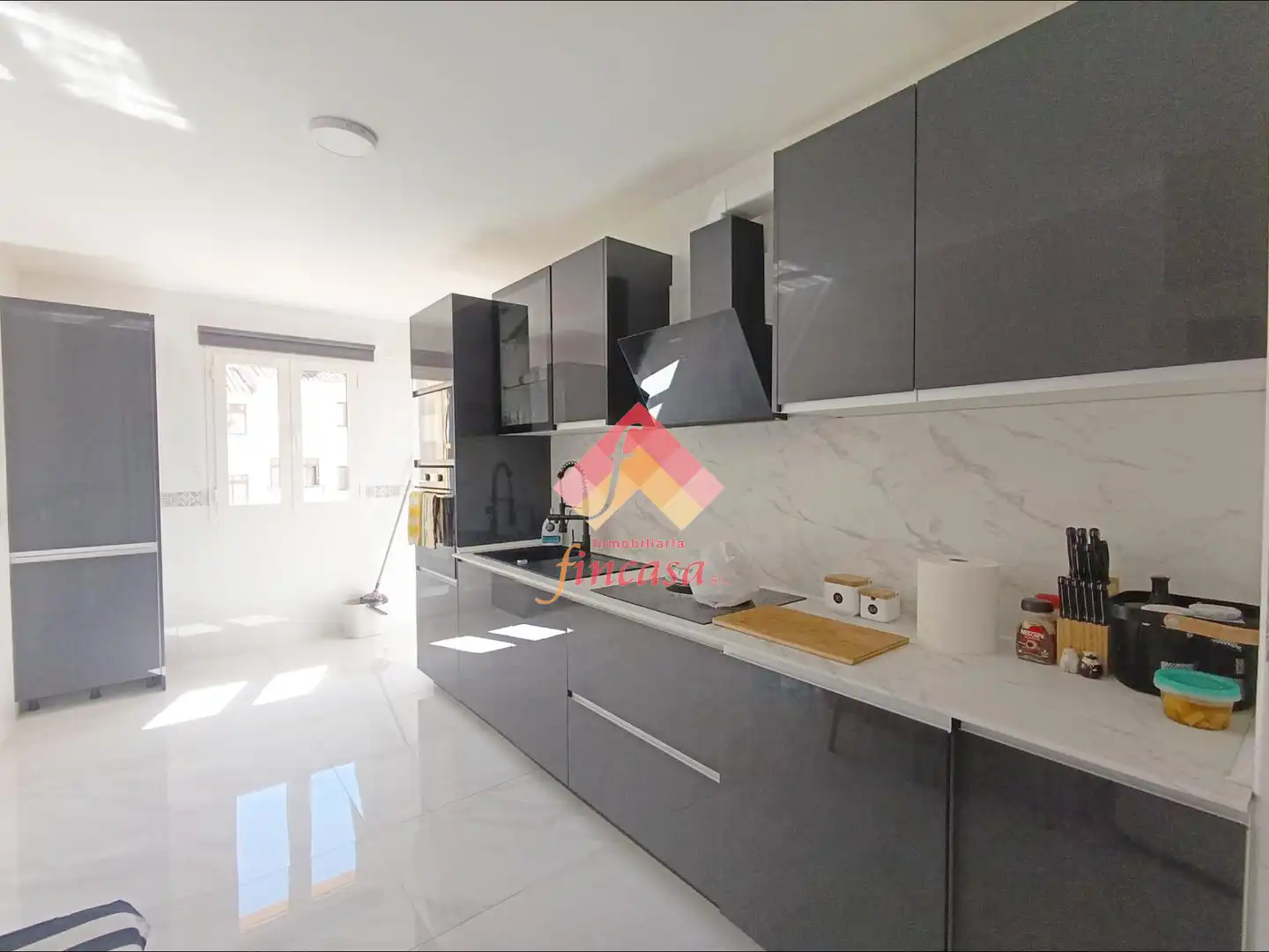 Kitchen of Flat for sale in Ronda  with Air Conditioner, Heating and Terrace