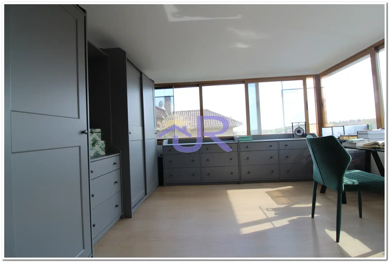 Bedroom of Houses for sale in Paracuellos de Jarama  with Air Conditioner, Private garden and Swimming Pool